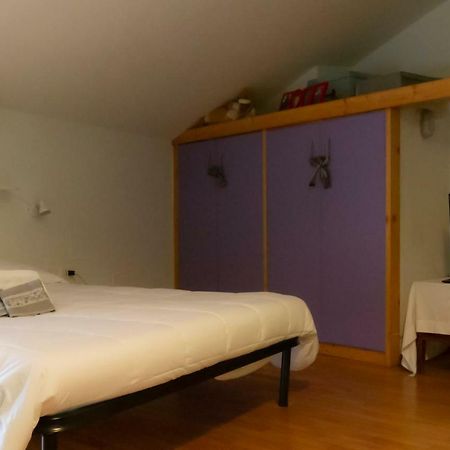 Le casette nel borgo Hotel Acireale Esterno foto