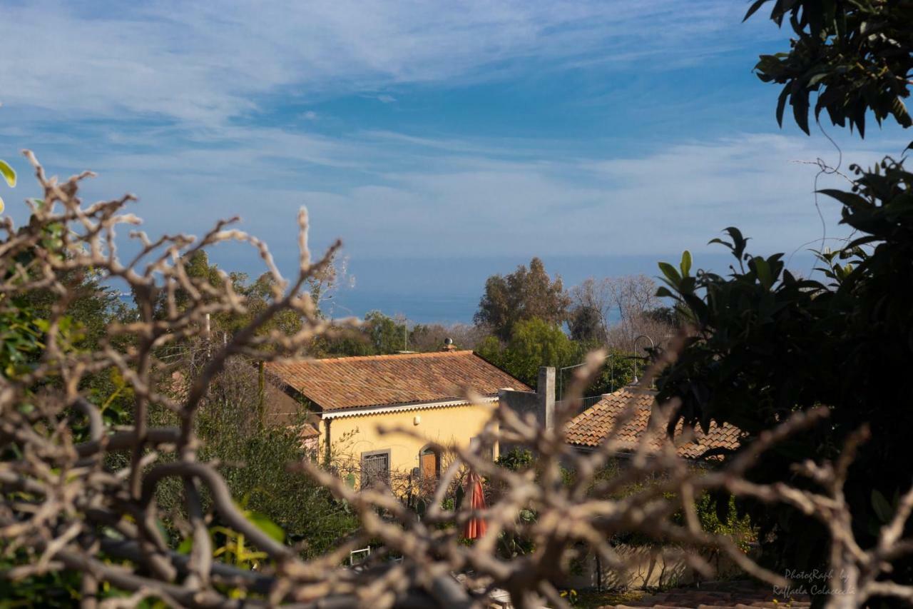 Le casette nel borgo Hotel Acireale Esterno foto