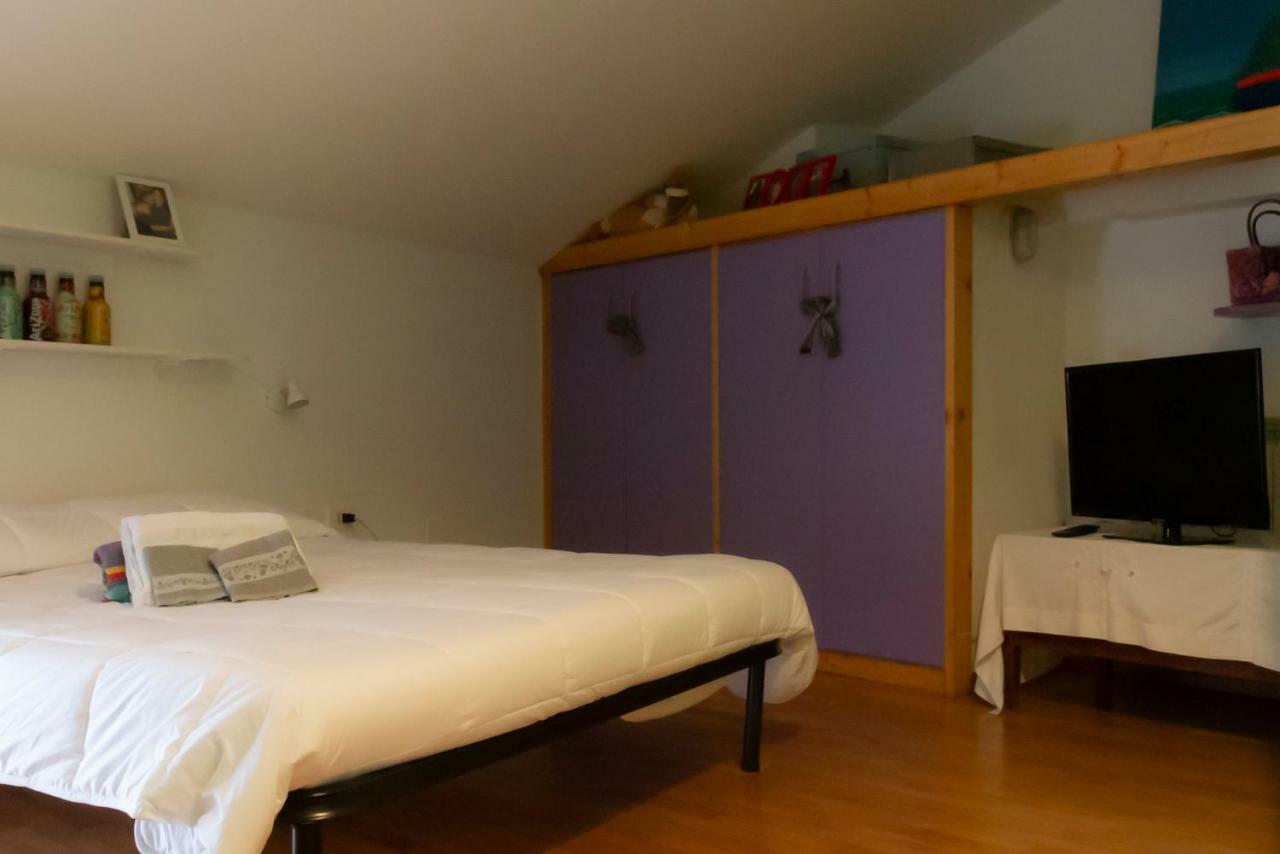Le casette nel borgo Hotel Acireale Esterno foto
