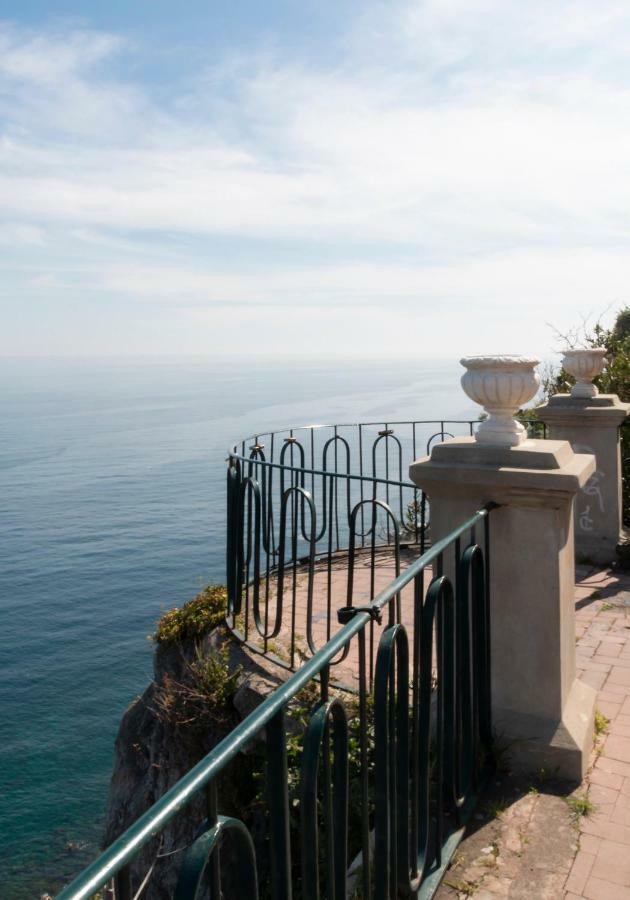 Le casette nel borgo Hotel Acireale Esterno foto